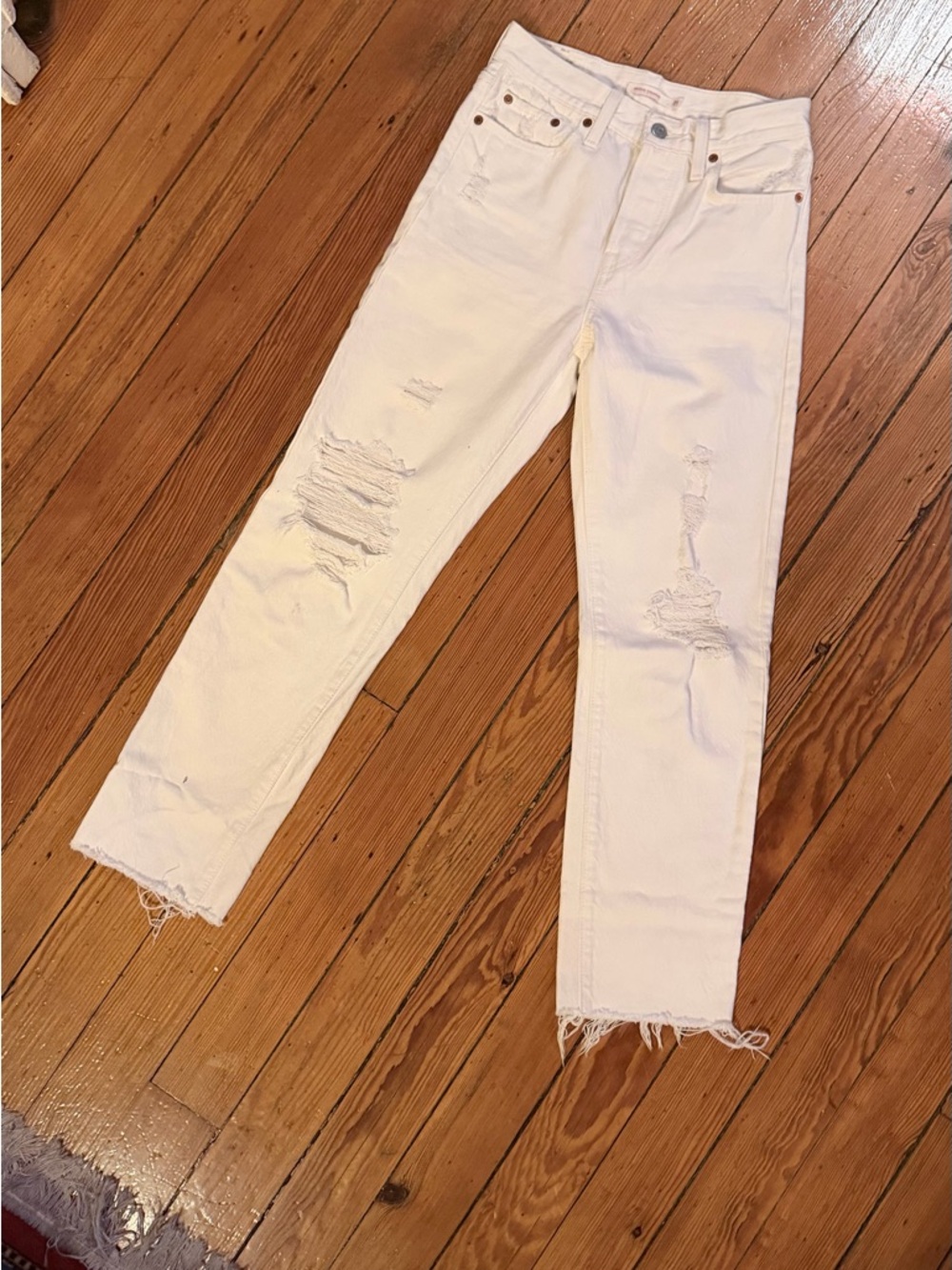 Levi's Premium Wedgie Straight White Distressed Straight Leg Jeans